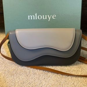 Mlouye Wave Wallet in Gray